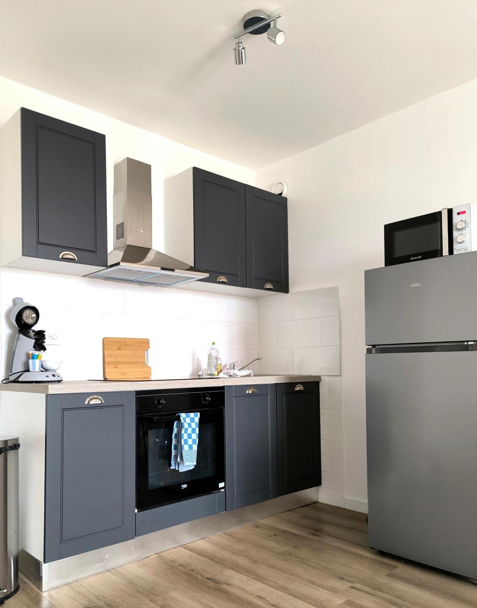 Appartement Joli T2 Lumineux Avec Balcon Et Wifi - Proche Cv à Aix-en-Provence Extérieur photo